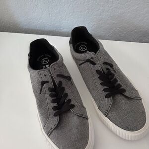 Ladies Gray And Black Sperry Memory Foam Sneakers Size 7